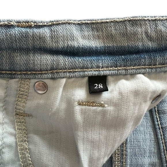 Seven for all Mankind mid Roll Light wash Women’s Shorts SZ 28 - Picture 7 of 10